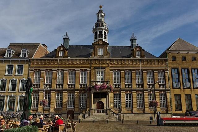 Roermond Uniek Stadspand, Compleet Woonhuis Esterno foto