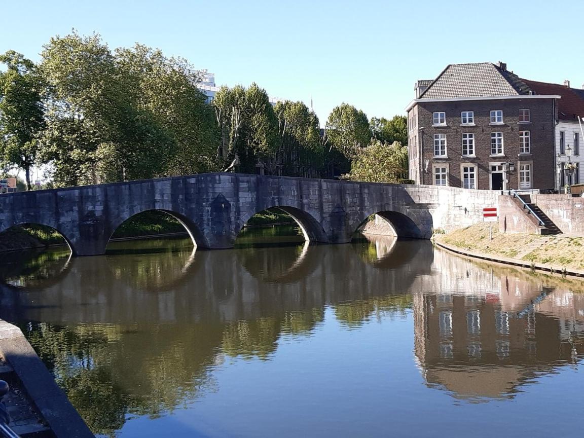 Roermond Uniek Stadspand, Compleet Woonhuis Esterno foto